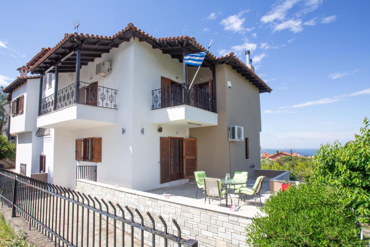 Villa Hillock: Traditional Luxury with Garden for Gatherings Thessaloniki Exterior photo