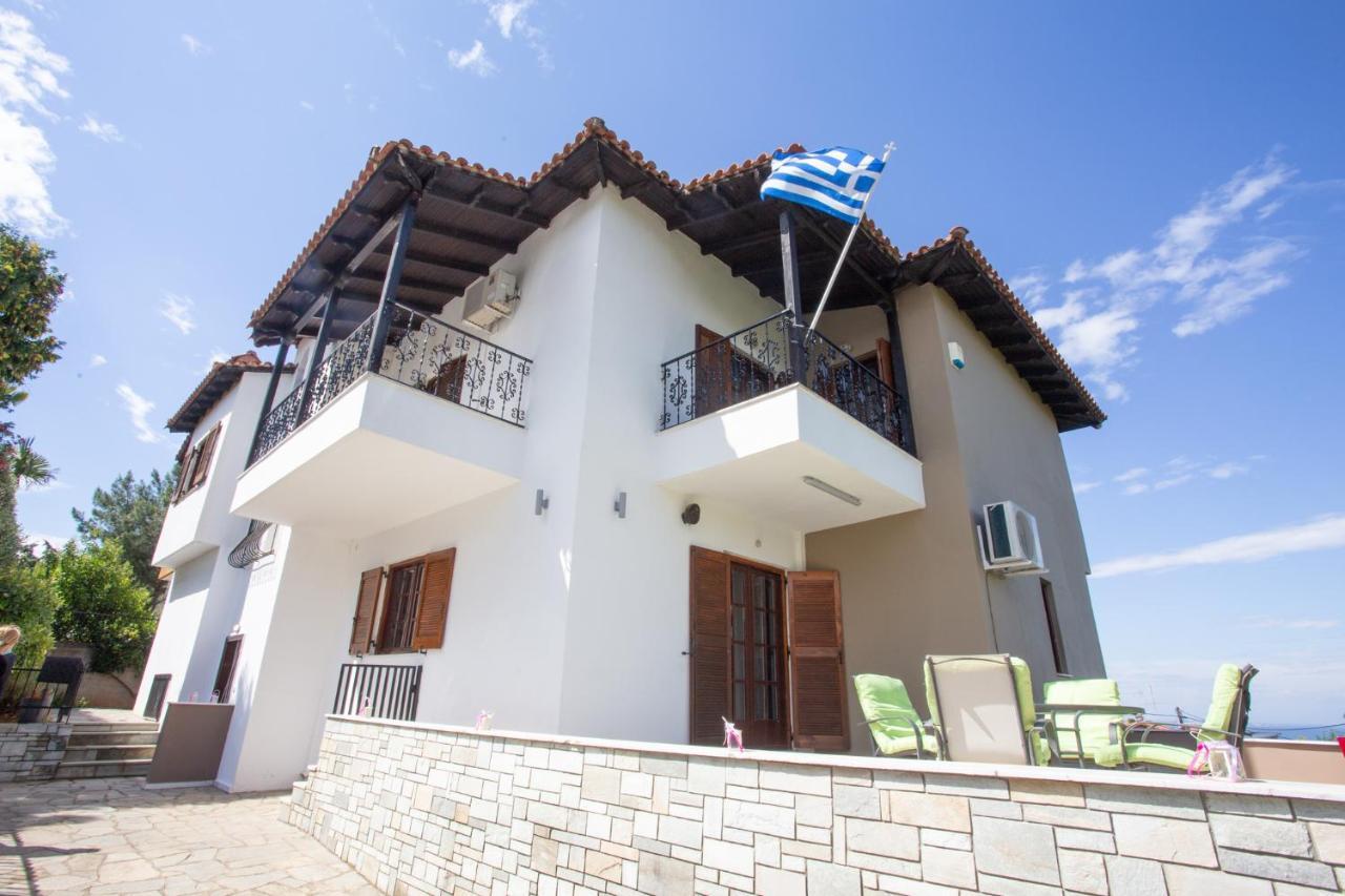 Villa Hillock: Traditional Luxury with Garden for Gatherings Thessaloniki Exterior photo
