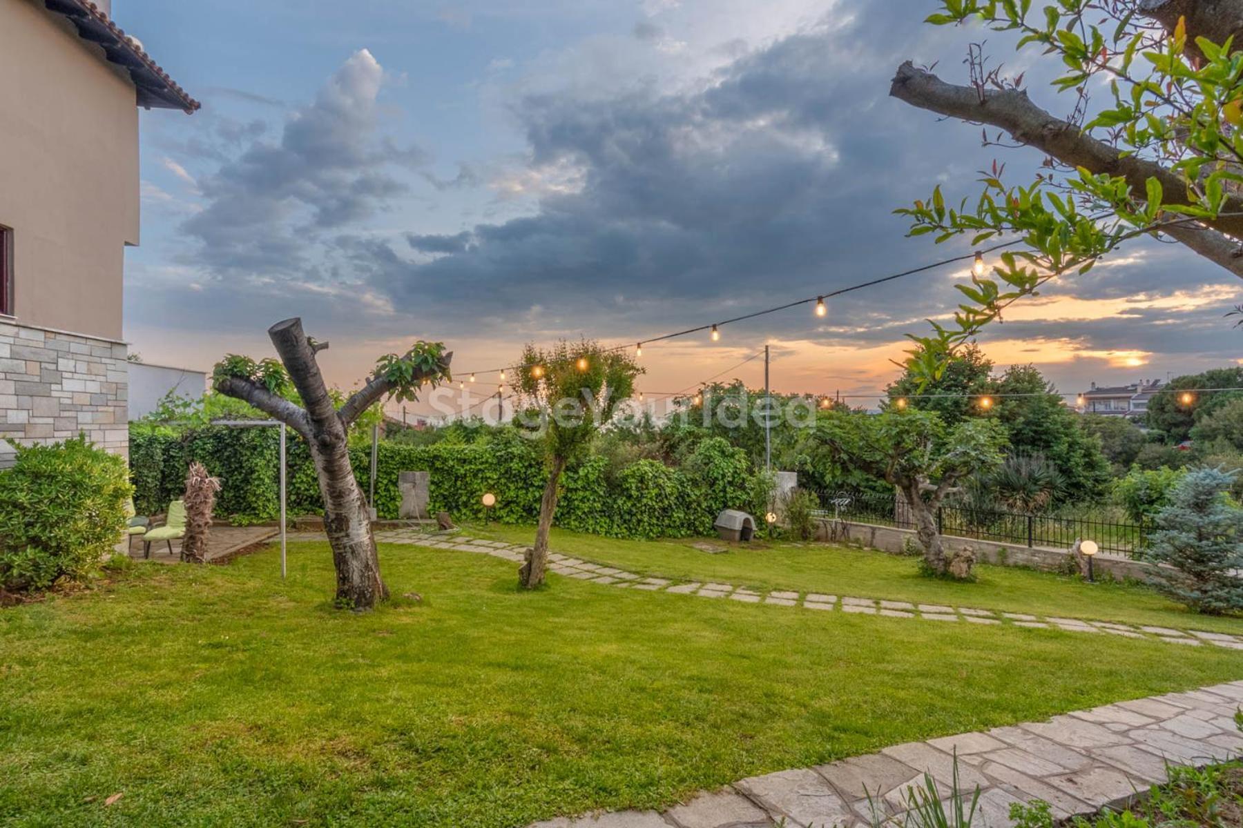 Villa Hillock: Traditional Luxury with Garden for Gatherings Thessaloniki Exterior photo